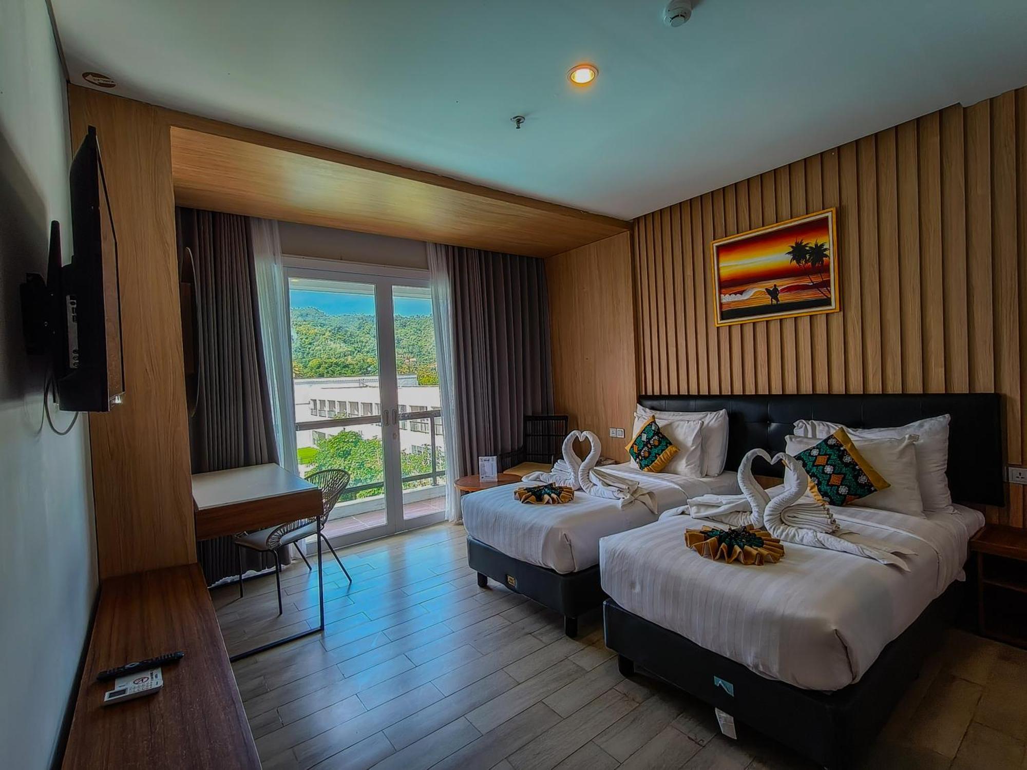 Raja Hotel Kuta Mandalika Resort & Convention Екстериор снимка